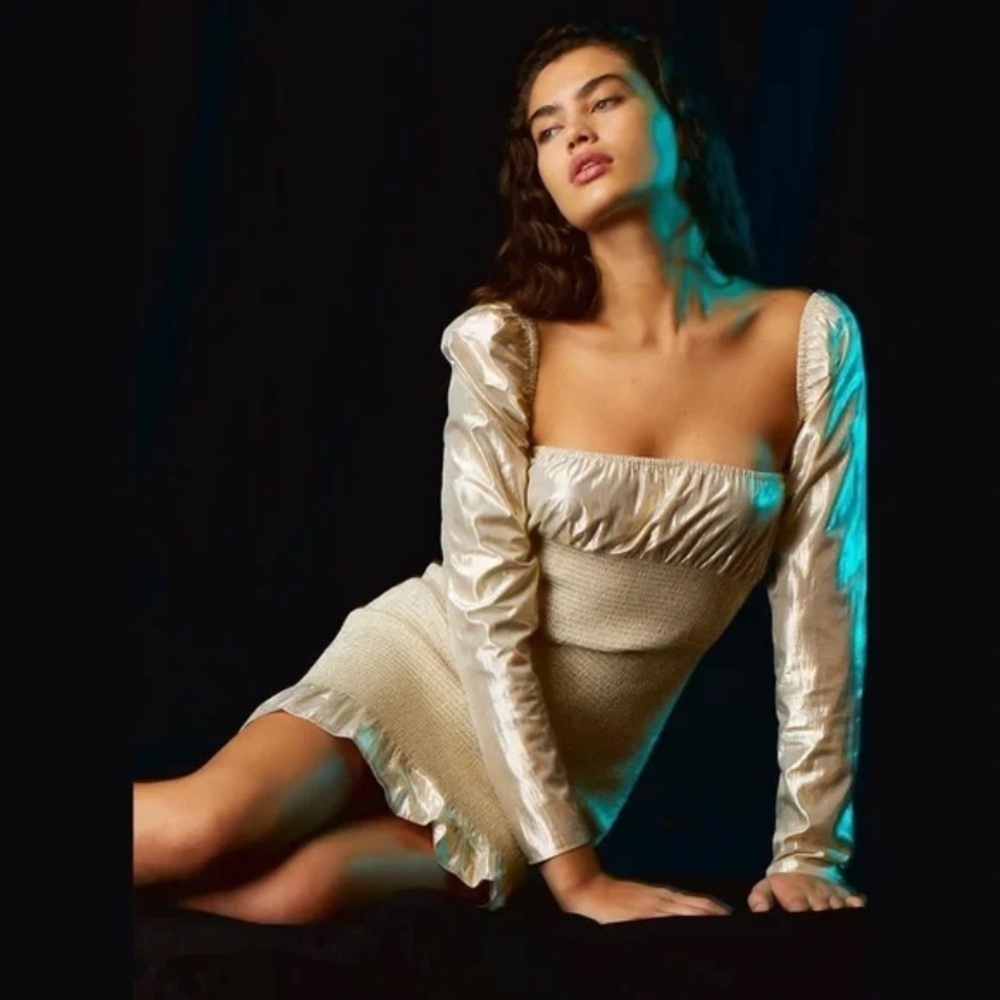 Wilfred ballad dress metallic gold puff sleeves smocked stretch bodycon size M